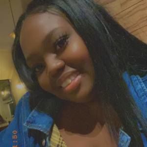 Meet your Posher, Anika